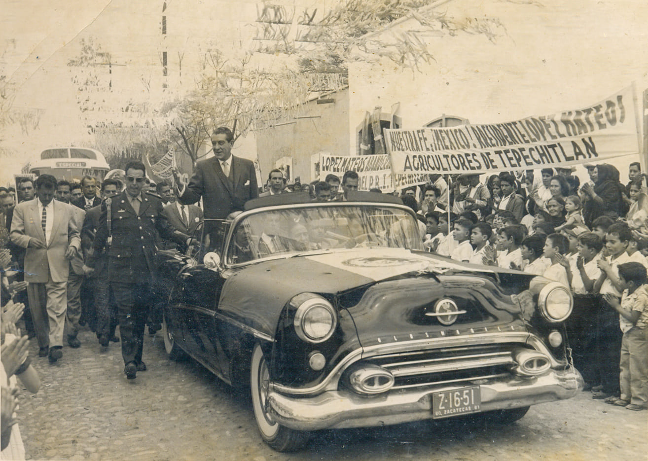 Visita presidencial de Adolfo López Mateos en Zacatecas, década de 1960